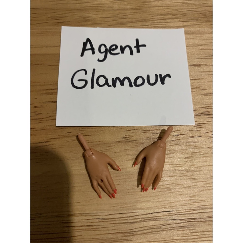 LOL Surprise OMG Movie Magic Studios Agent Glamour Doll Replacement‎ Hands